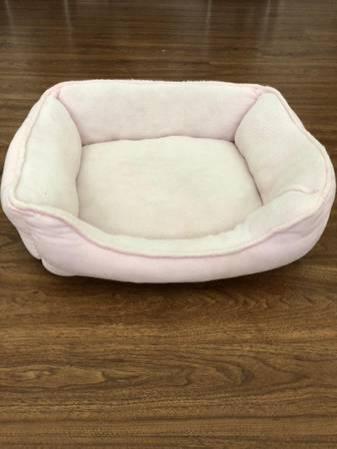 PET, DOG, BED, PINK, MACHINE WASHABLE, 100% POLYESTER