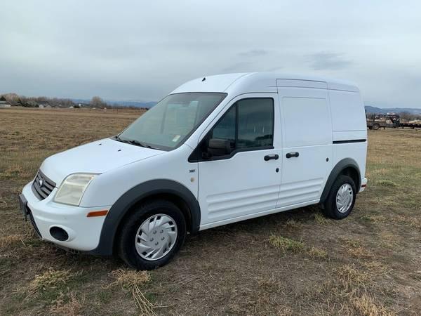 2011 Ford Transit Connect Cargo Van XLT Clean carfax with tons of cargo room